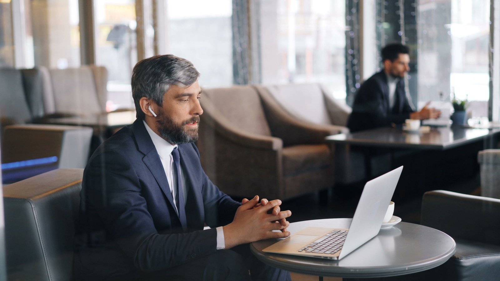 Can AI Help You Run an Online Business? 7 Practical Ways to Work Smarter in 2026